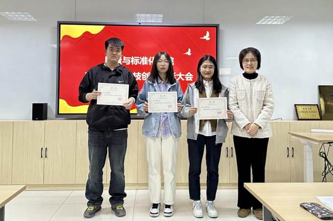 05fcfe7beaa39033b89d27b57106fda 05fcfe7beaa39033b89d27b57106fda