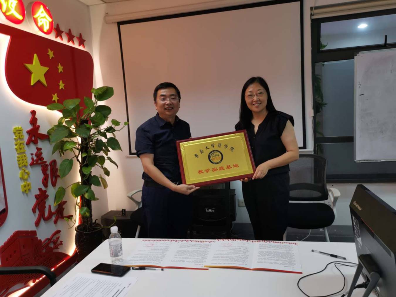 //mmbiz.qpic.cn/mmbiz_png/5ZbIvwGiclvZI3uz8O0VDk0VicVdeV8owoowQfY95qFD0Y8Q2Q41mibQTG5bs7OQQwXcKk3Y3bdbLXqKUMCP5yCng/640?wx_fmt=png&tp=webp&wxfrom=5&wx_lazy=1&wx_co=1